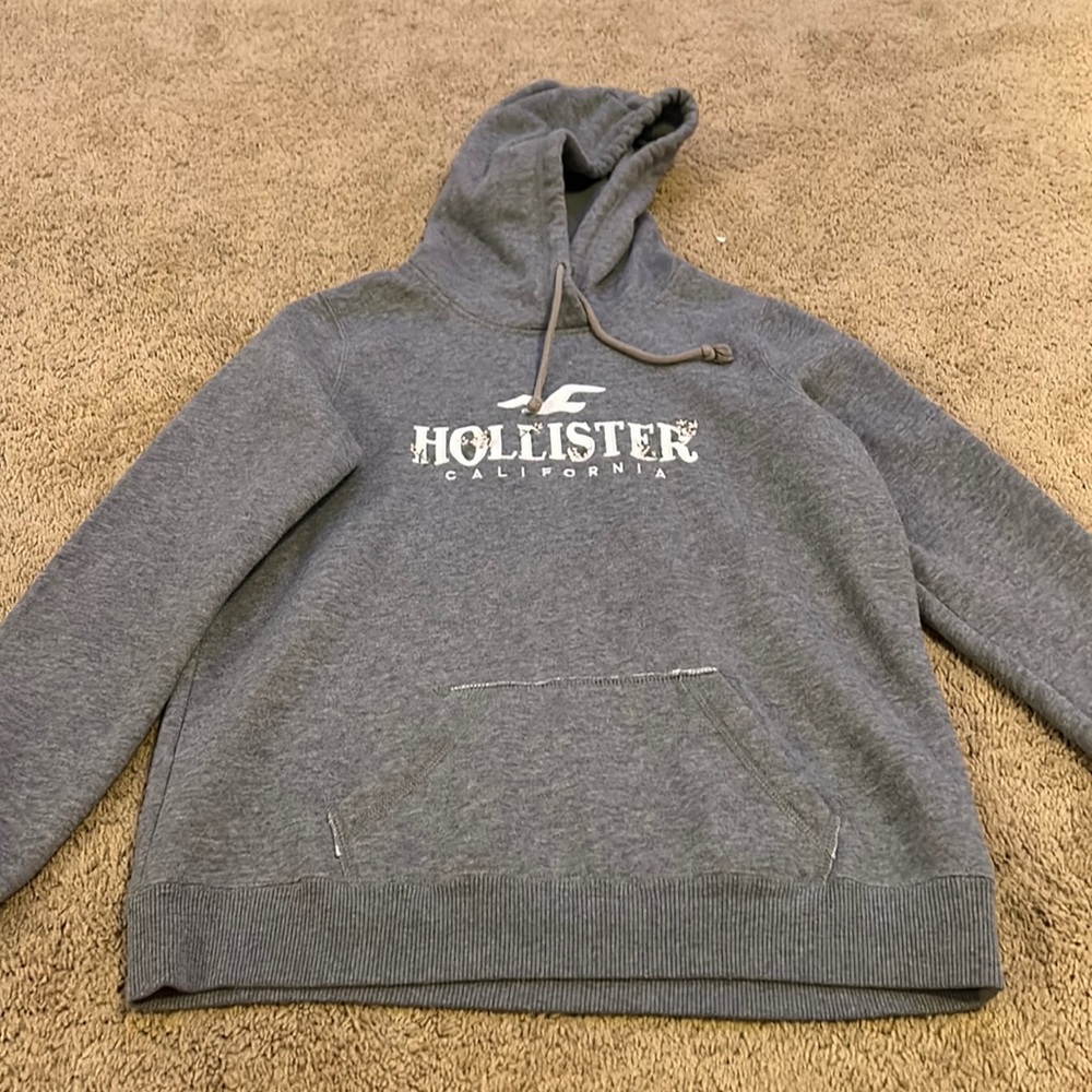 Hollister sweatshirt